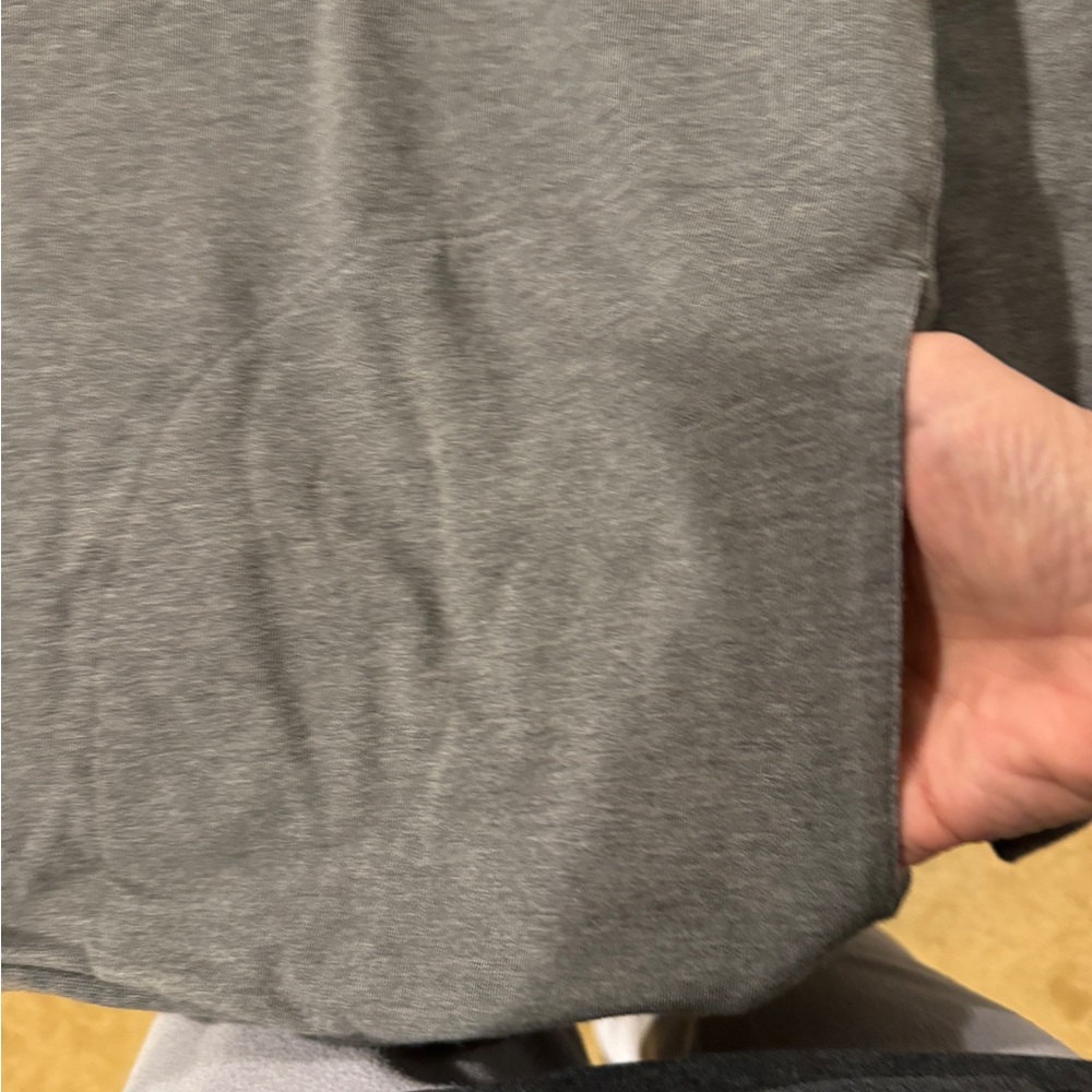 Travis Matthews 1/2 zip knit shirt with pockets- sizeS